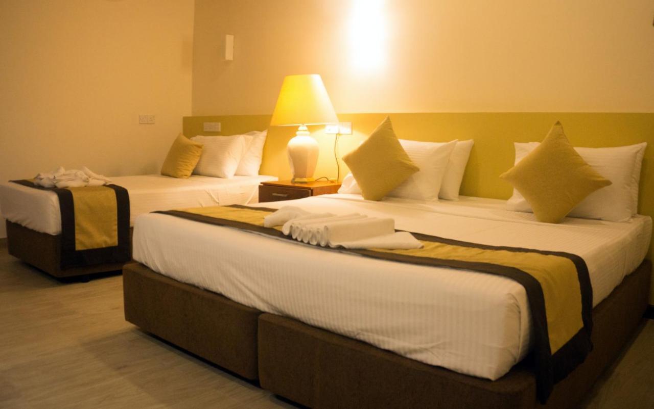 Beach Corridor Hotel & Spa With Free Airport Shuttle Negombo Ngoại thất bức ảnh