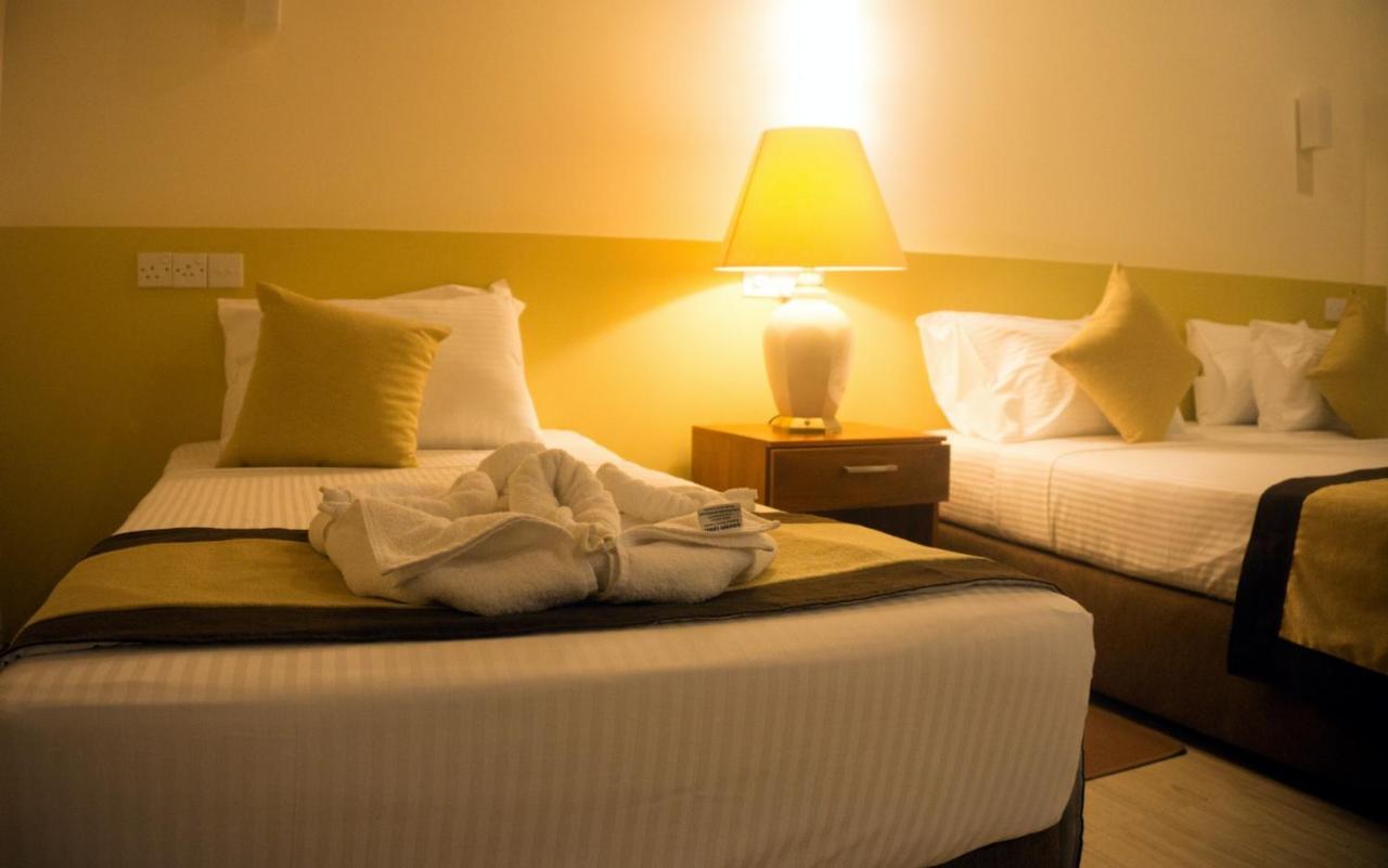 Beach Corridor Hotel & Spa With Free Airport Shuttle Negombo Ngoại thất bức ảnh